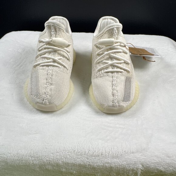 Yeezy Boost 350 V2 Infants ‘Bone’ – Size 8.5K - Picture 4 of 9